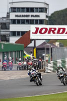Vintage-motorcycle-club;eventdigitalimages;mallory-park;mallory-park-trackday-photographs;no-limits-trackdays;peter-wileman-photography;trackday-digital-images;trackday-photos;vmcc-festival-1000-bikes-photographs